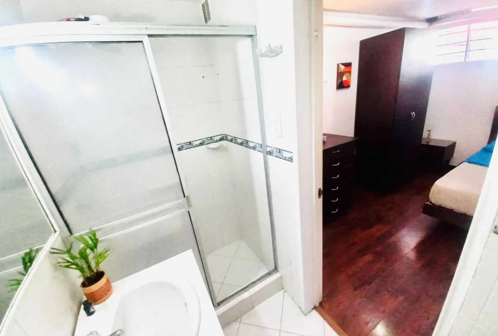 Hotel Casa Cerca A Unicentro Y Clinica Santa Fe En Usaquen Bogotá