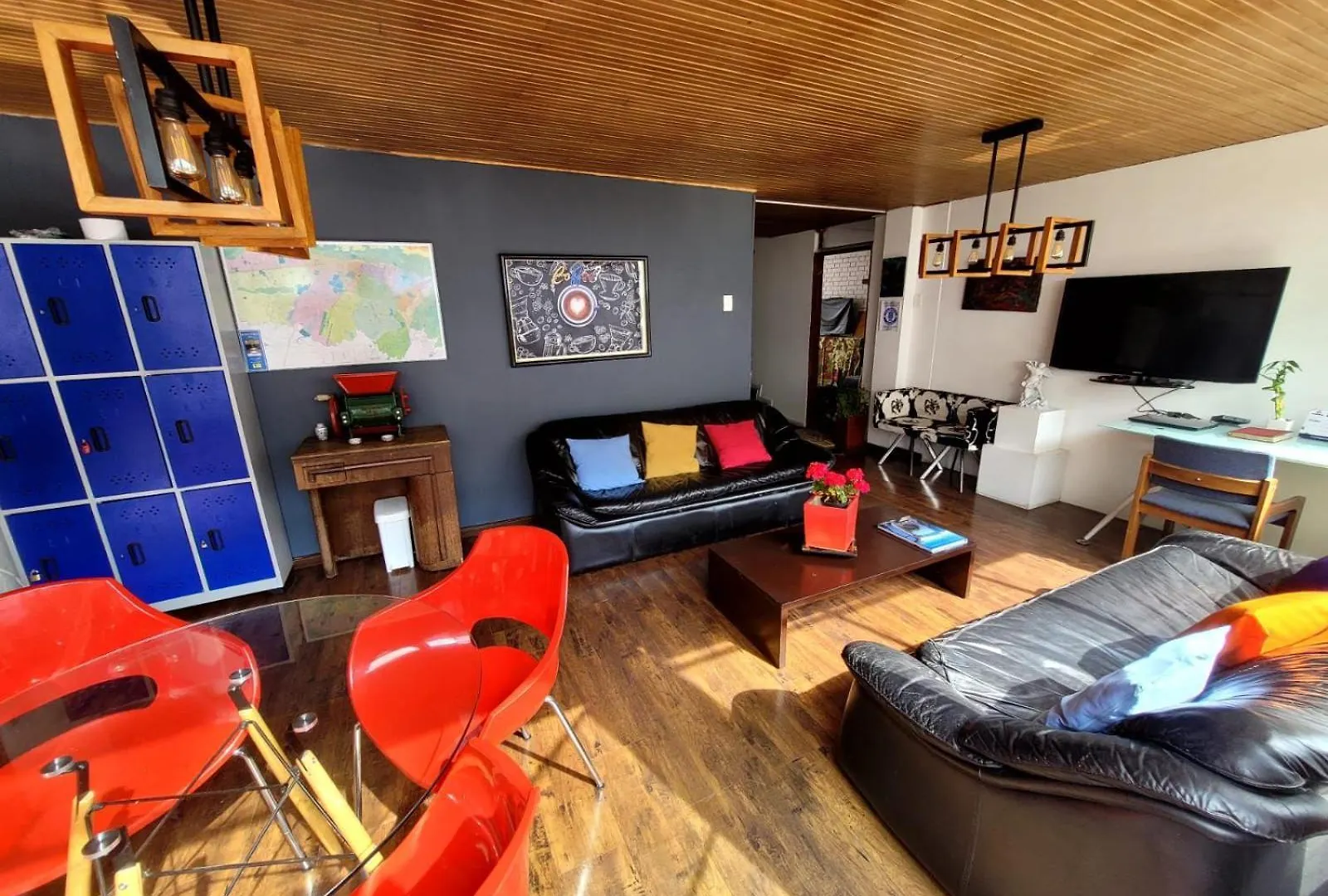 Hotel Casa Cerca A Unicentro Y Clinica Santa Fe En Usaquen Bogotá